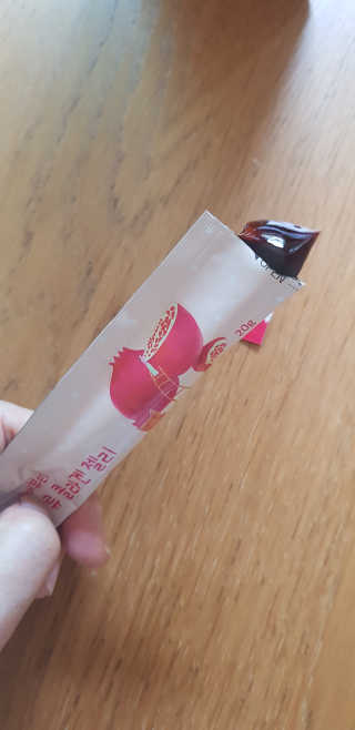 365더건강 에버뷰티 석류콜라겐 젤리 — 4.5점을 준 리뷰어가 2020년 7월 올린 사용 사진