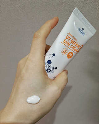 [트리티스] UV 디펜스 선크림 PA+++ / SPF50+  60ml — 5점을 준 리뷰어가 2020년 12월 올린 사용 사진