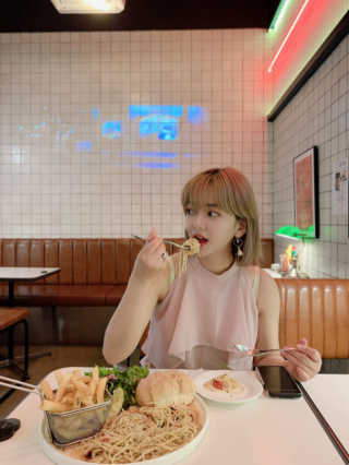 뉴욕아파트먼트 합정점 [뉴욕아파트먼트 오리지날그릴] 4만원 이용권 — 4점을 준 리뷰어가 2020년 6월 올린 사용 사진