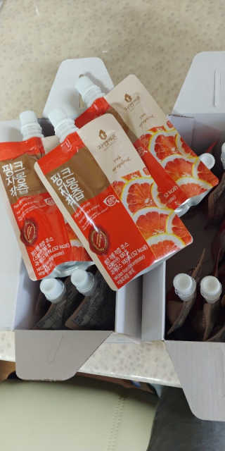 자연에온 핑크 자몽 착즙 100mL 10개입 2BOX — 5점을 준 리뷰어가 2020년 11월 올린 사용 사진