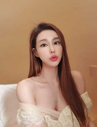 리더스코스메틱 리더스 밀크 스폰지 마스크 — 5점을 준 리뷰어가 2020년 10월 올린 사용 사진