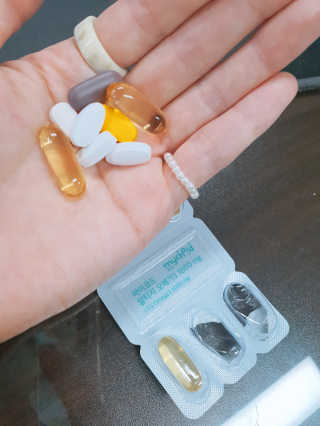 JW중외제약 마이코드 알티지 오메가3 1000 mg — 4점을 준 리뷰어가 2020년 7월 올린 사용 사진
