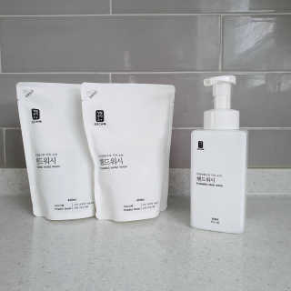 [생활공작소]핸드워시 용기 500ml 1개+리필 400ml 2개 — 5점을 준 리뷰어가 2020년 8월 올린 사용 사진