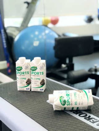 셀렉스스포츠 셀렉스 스포츠 드링크 초콜릿 _ 330ml x 12팩 — 5점을 준 리뷰어가 2020년 11월 올린 사용 사진