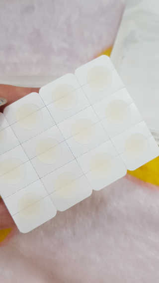 엘라밴드 하이드로 도트 스팟패치 12mm, 티트리 — 5점을 준 리뷰어가 2020년 8월 올린 사용 사진