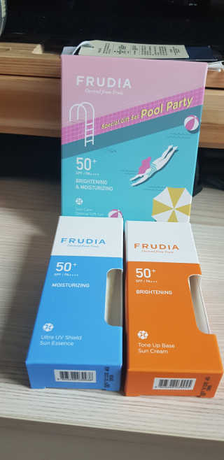[후르디아] 혼합자차 선 에센스+톤업 선크림 2종 — 5점을 준 리뷰어가 2020년 8월 올린 사용 사진
