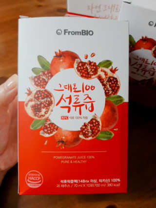 프롬바이오 오직 석류만 [그대로100 석류즙] 하루 1포로 건강하게 — 5점을 준 리뷰어가 2020년 6월 올린 사용 사진