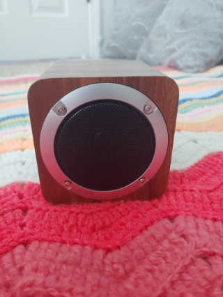 SEVIZ MINI10W 레트로 블루투스 스피커 — 5점을 준 리뷰어가 2020년 10월 올린 사용 사진