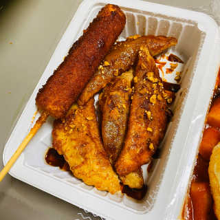 죠스떡볶이 [죠스푸드] 짜빠떡볶이+떡또그+범벅만두 신메뉴 3종 — 2.5점을 준 리뷰어가 2020년 4월 올린 사용 사진
