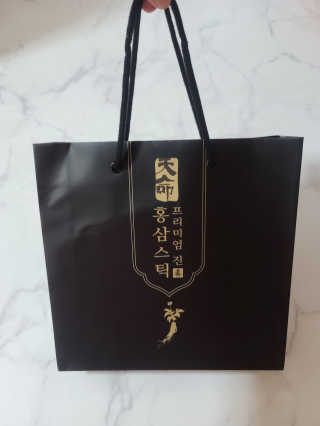 헬스업_천명진프리미엄홍삼스틱_10ml x 30포 — 5점을 준 리뷰어가 2020년 8월 올린 사용 사진