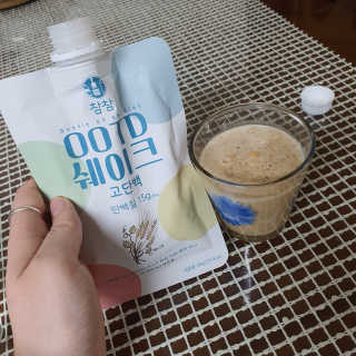 [꾸콤] 참참 OOTD쉐이크 고단백 일주일세트 50g x 5 — 4.5점을 준 리뷰어가 2020년 11월 올린 사용 사진