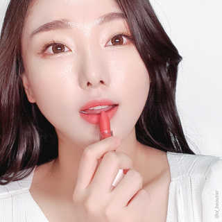 셀프코딩 코드 레드 소프트 립스틱 — 5점을 준 리뷰어가 2020년 7월 올린 사용 사진