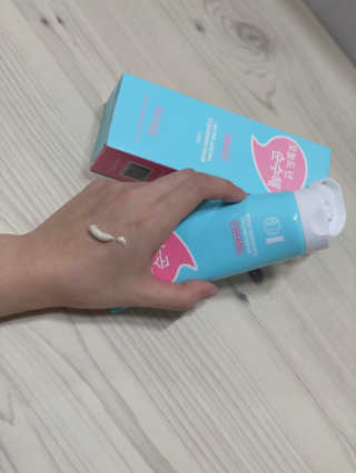 IO 아이오 오늘도 넌 순수해 - 약산성 클렌징폼 — 3.5점을 준 리뷰어가 2020년 12월 올린 사용 사진