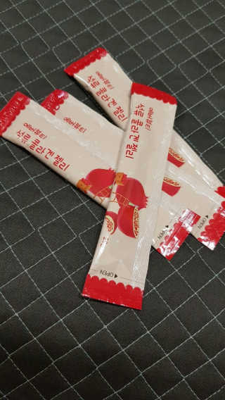 365더건강 에버뷰티 석류콜라겐 젤리 — 5점을 준 리뷰어가 2020년 6월 올린 사용 사진