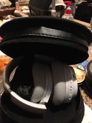SEVIZ Bluetooth Headphones 10 3color — 5점을 준 리뷰어가 2020년 8월 올린 사용 사진