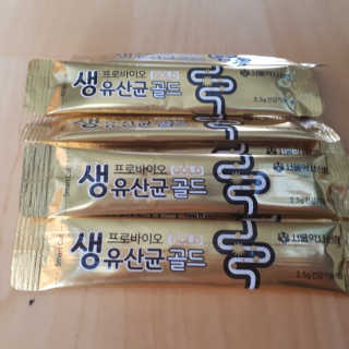 서울약사신협_프로바이오생유산균골드_2.5x100포 — 5점을 준 리뷰어가 2020년 6월 올린 사용 사진