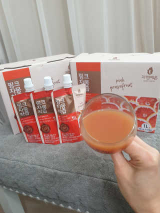 자연에온 핑크 자몽 착즙 100mL 10개입 2BOX — 5점을 준 리뷰어가 2020년 11월 올린 사용 사진