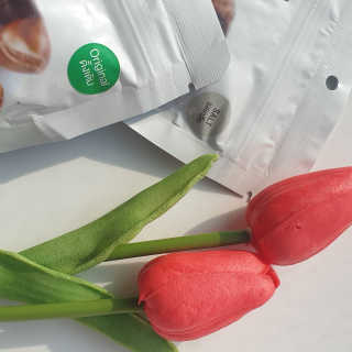 도이퉁 마카다미아 넛 90g  로얄 마카넛 오리지널 쏠트 허니 — 4.5점을 준 리뷰어가 2020년 11월 올린 사용 사진