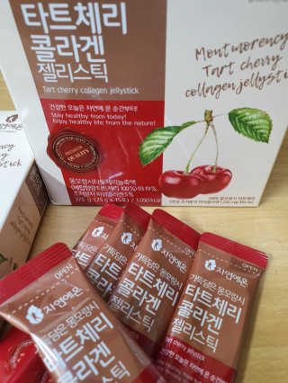 자연에온 가득담은 몽모랑시 타트체리 콜라겐 젤리스틱 — 5점을 준 리뷰어가 2020년 12월 올린 사용 사진