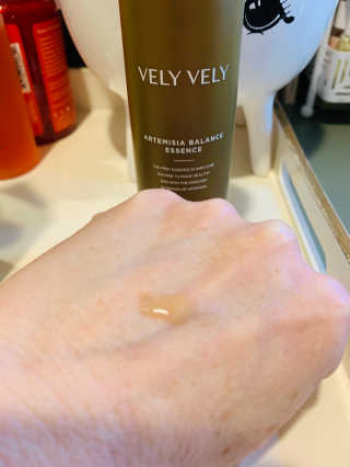 VELY VELY Artemisia Balance Essence — 5점을 준 리뷰어가 2020년 7월 올린 사용 사진