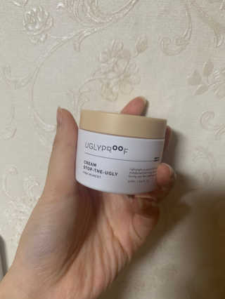 어글리프루프 크림 스탑디어글리 핑크모먼트 50ml — 4.5점을 준 리뷰어가 2020년 11월 올린 사용 사진