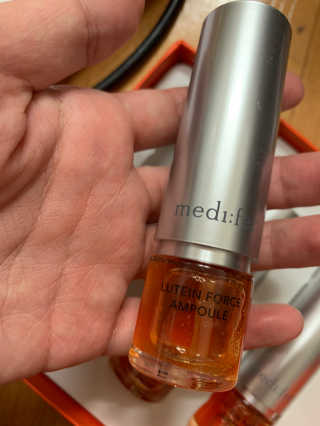 메디페르 [ 1+1 ] 루테인앰플세트 1개 + 루테인크림 50ml 1개 — 5점을 준 리뷰어가 2020년 9월 올린 사용 사진