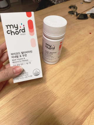JW중외제약 마이코드 멀티비타민미네랄 포 우먼 — 4.5점을 준 리뷰어가 2020년 9월 올린 사용 사진