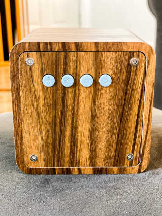 SEVIZ MINI10W 레트로 블루투스 스피커 — 5점을 준 리뷰어가 2020년 10월 올린 사용 사진