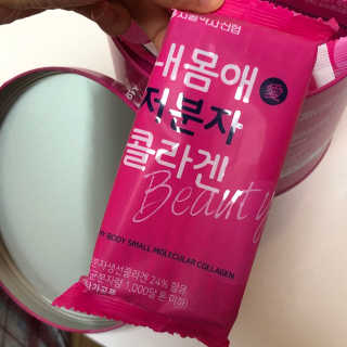 서울약사신협_내몸애뷰티 저분자콜라겐_2.5g 100포 — 5점을 준 리뷰어가 2020년 6월 올린 사용 사진