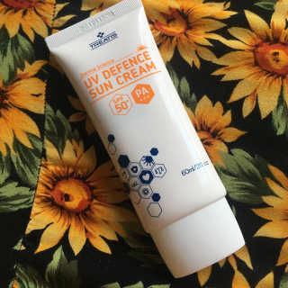 트리티스 US [TREATIS] UV Defence Sun Cream PA+++ / SPF50+ — 4점을 준 리뷰어가 2021년 1월 올린 사용 사진