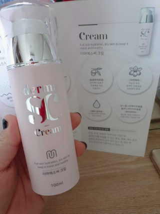 derma SC-Cream 더마에스씨 크림 100ml — 5점을 준 리뷰어가 2020년 4월 올린 사용 사진