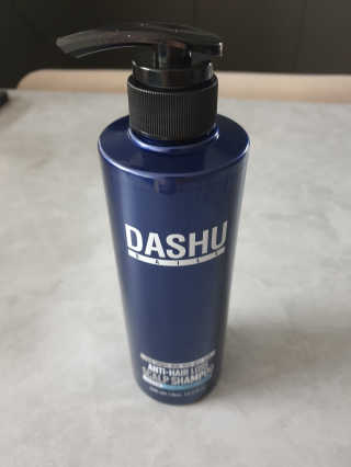 다슈코리아 다슈 데일리 단백질 한방 두피 골드 샴푸 500ml — 5점을 준 리뷰어가 2020년 12월 올린 사용 사진