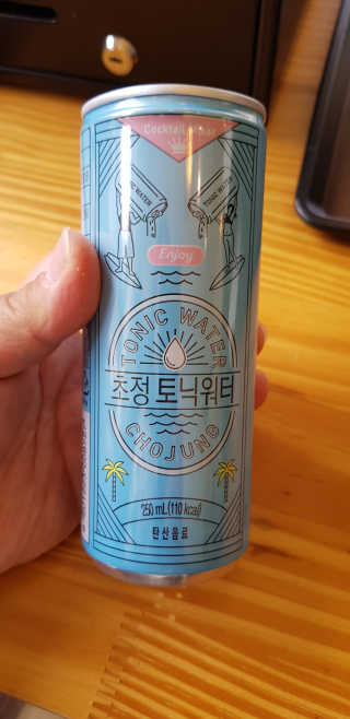 일화 소주와환상궁합 세계 3대 광천수로만든 초정토닉워터 — 3점을 준 리뷰어가 2020년 4월 올린 사용 사진