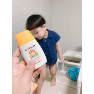 아토팜 야외놀이 선밀크 SPF50+ PA+++ — 4점을 준 리뷰어가 2020년 5월 올린 사용 사진
