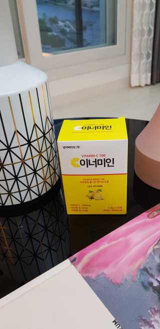 이너미인 VITAMIN-C 700 — 5점을 준 리뷰어가 2020년 10월 올린 사용 사진