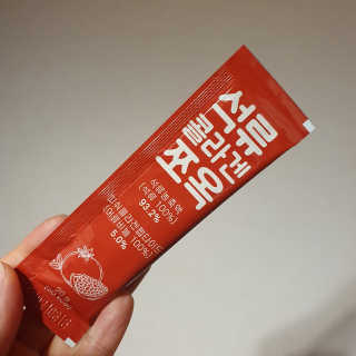 조은약초 석류콜라겐 석류즙 석류쪼옥 젤리 스틱 15포 x 20g — 5점을 준 리뷰어가 2020년 8월 올린 사용 사진