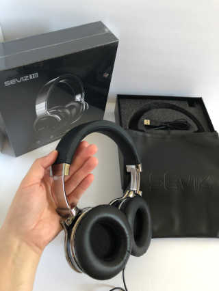 SEVIZ Bluetooth Headphones 10 3color — 5점을 준 리뷰어가 2020년 6월 올린 사용 사진