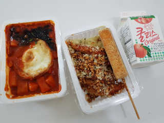 죠스떡볶이 [죠스푸드] 짜빠떡볶이+떡또그+범벅만두 신메뉴 3종 — 5점을 준 리뷰어가 2020년 5월 올린 사용 사진