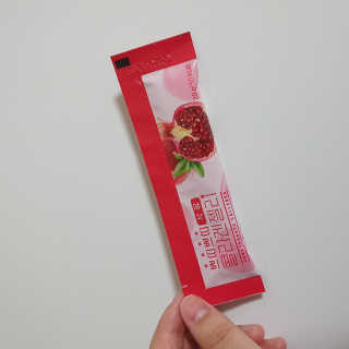 헬스업_쁘띠쁘띠석류콜라겐젤리_20g x 14포 — 5점을 준 리뷰어가 2020년 9월 올린 사용 사진