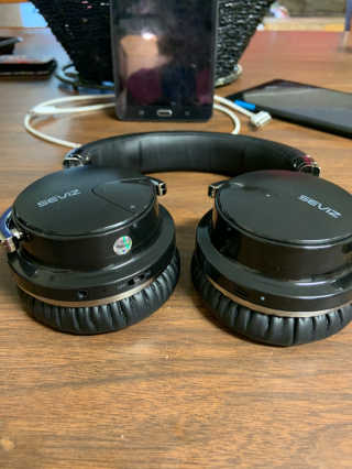SEVIZ Bluetooth Headphones 10 3color — 4점을 준 리뷰어가 2020년 8월 올린 사용 사진