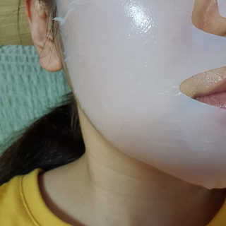 [마더메이드]룩시카라이브 울트라 리페어링 겔 마스크K — 5점을 준 리뷰어가 2020년 10월 올린 사용 사진