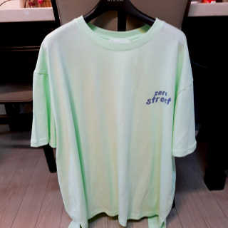 제로스트릿 ZERO STREET - BACK DONUT T-SHIRT 7 COLOR — 4.5점을 준 리뷰어가 2020년 7월 올린 사용 사진