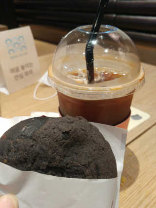 삼송빵집현대아울렛동대문점 [삼송빵집 현대아울렛동대문점] 삼송빵집특별세트 — 5점을 준 리뷰어가 2020년 6월 올린 사용 사진