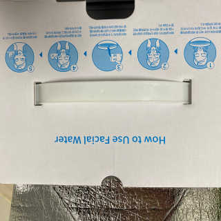 [설랩] 클렌징워터 세안수 500ml x 6팩 — 4점을 준 리뷰어가 2020년 10월 올린 사용 사진