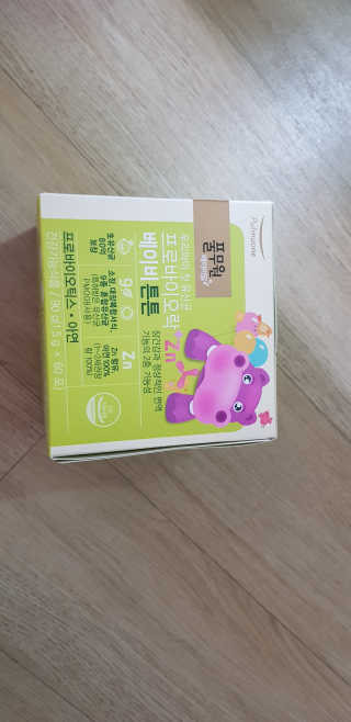 [풀무원베이비밀] 프로바이오락 베이비 튼튼 유산균 — 4.5점을 준 리뷰어가 2020년 7월 올린 사용 사진