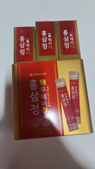 서울약사신협_투데이홍삼정_틴케이스_10g x 30포 — 5점을 준 리뷰어가 2020년 7월 올린 사용 사진
