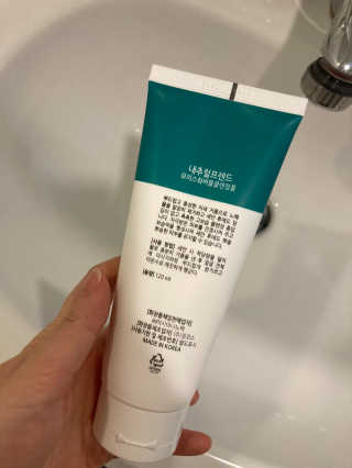 내추럴프렌드 모이스춰 버블 클렌징폼 — 5점을 준 리뷰어가 2020년 9월 올린 사용 사진