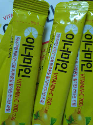 이너미인 VITAMIN-C 700 — 5점을 준 리뷰어가 2020년 8월 올린 사용 사진