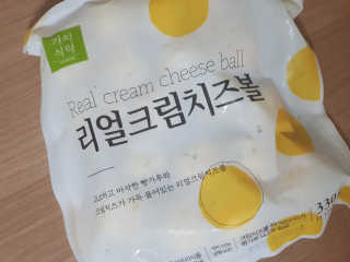 가치식탁 리얼치즈스틱, 리얼크림치즈볼 — 5점을 준 리뷰어가 2020년 8월 올린 사용 사진