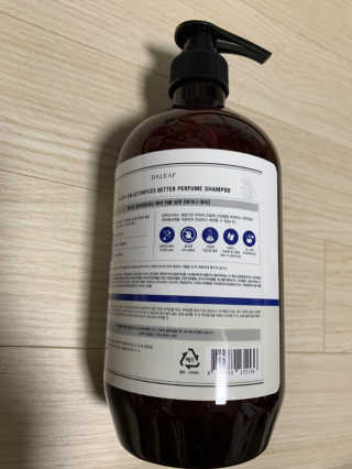 달리프 베러 퍼퓸 샴푸 1000ml 레이니데이 or 일랑로즈 — 4점을 준 리뷰어가 2020년 11월 올린 사용 사진